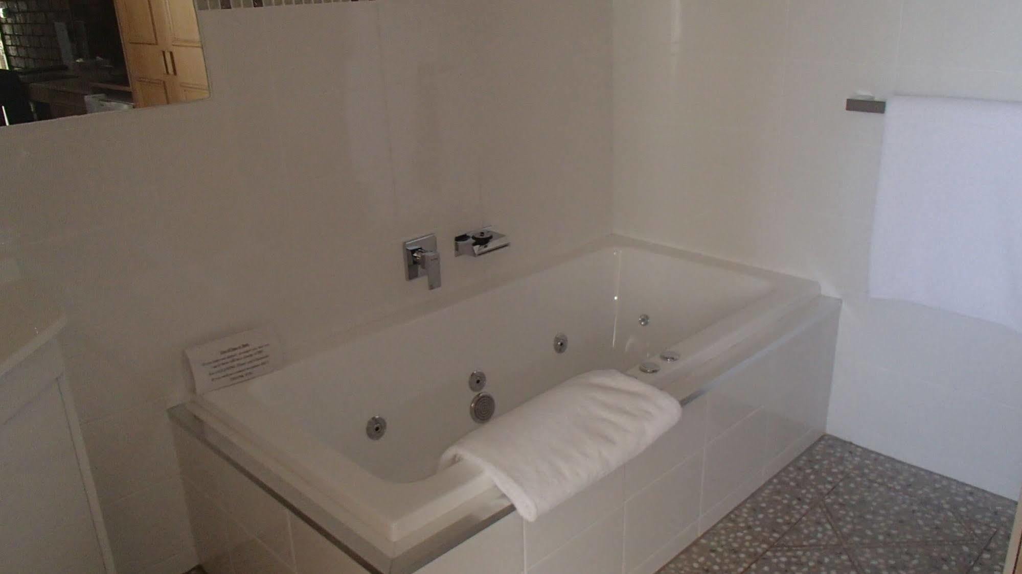 City Colonial Motor Inn Mildura Bagian luar foto